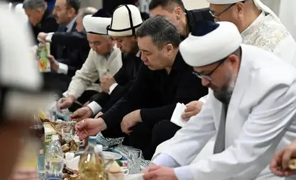 بمبادرة من الرئيس صادر جاباروف.. رفع رواتب الأئمة في قرغيزستان