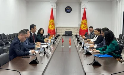 قرغيزستان والجبل الأسود تبحثان آفاق التعاون في مجال السياحة