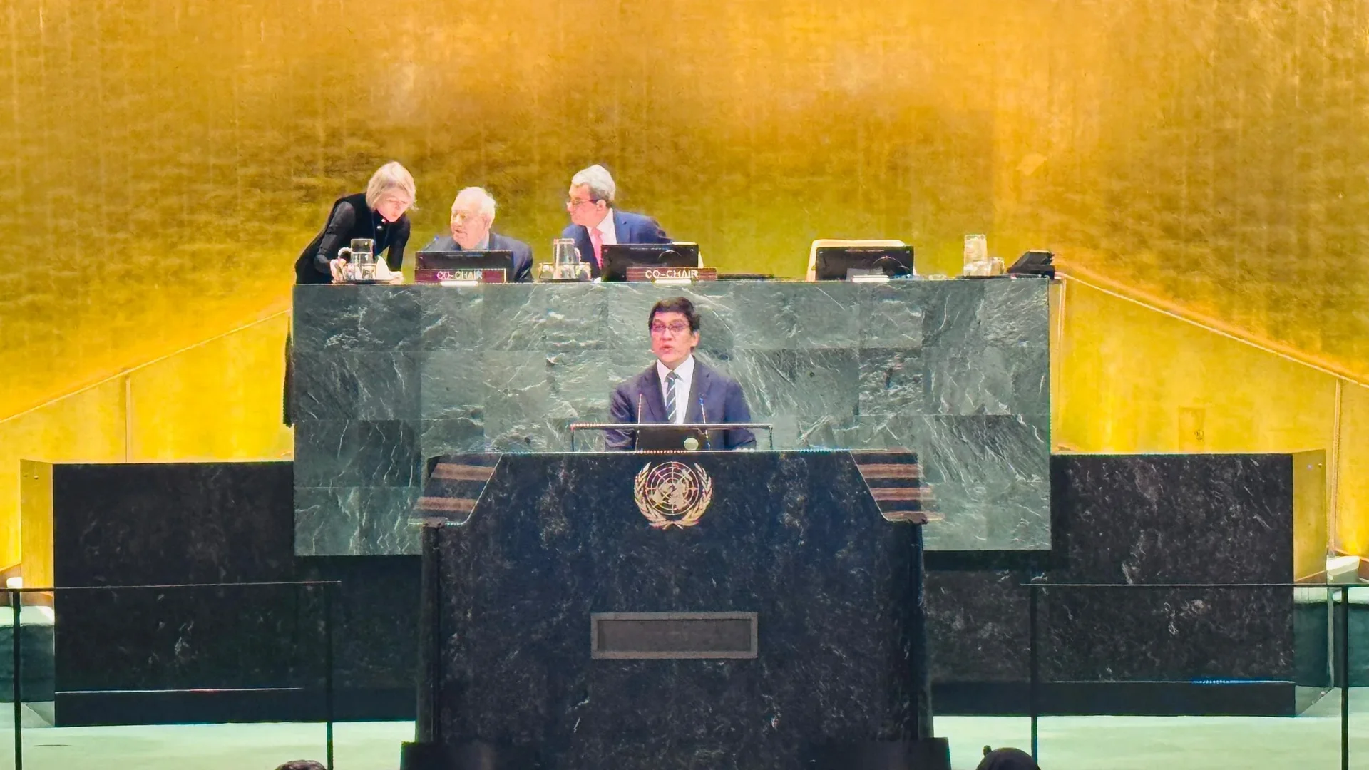 {{item.title }}