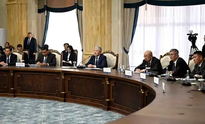 رئيس مجلس الوزراء يدعو المستثمرين الروس للمشاركة في المشاريع الصناعية