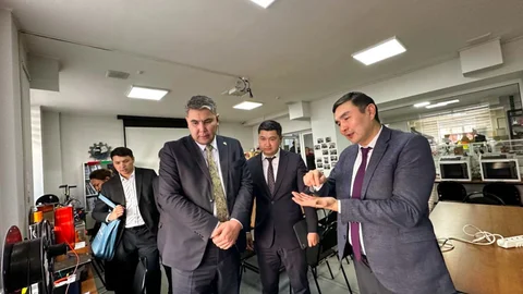 769.jpg