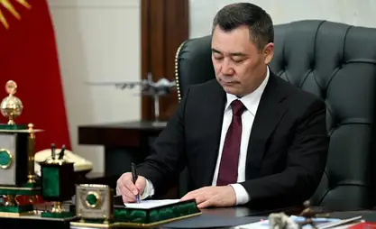 الرئيس صادر جاباروف يقرر إعفاء عمدة مدينتين من مناصبهم